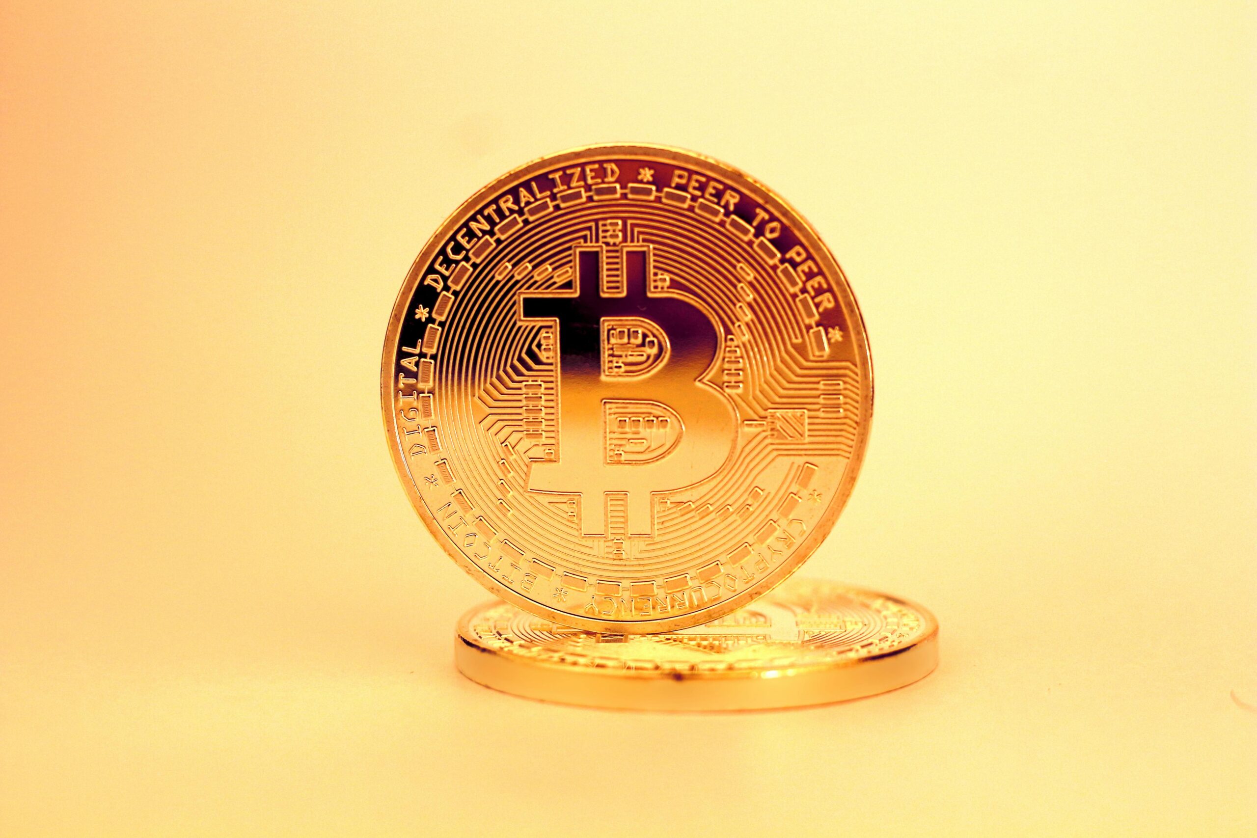 Bitcoin registra alta em abril (Foto: Daniel Dan / Pexels)